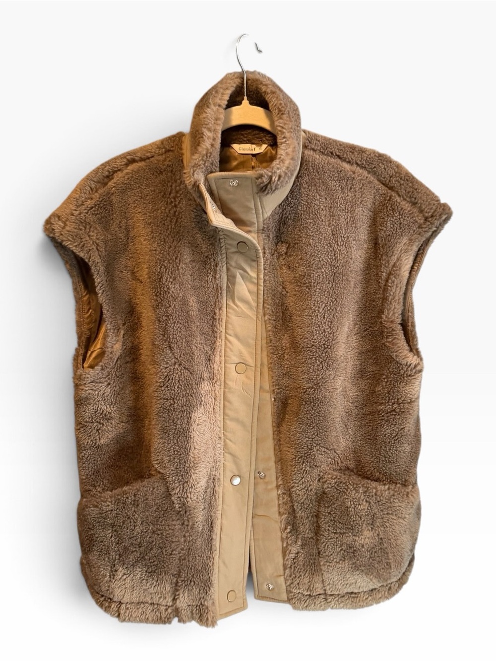 Cozy Faux-Shearling Vest in Brown - Classic Layering Piece